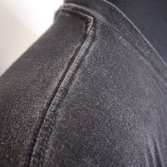 True Vintage 1998 NWO New World Order In the House Red Black Wolf XL Shirt - Picture 8 of 10